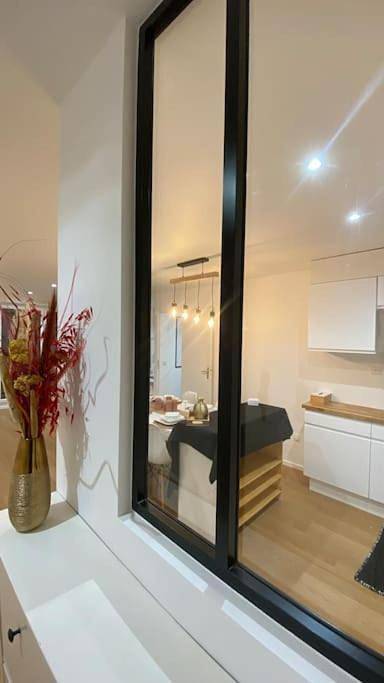 Appartement entier, Two-Bedroom Apartment in Valserhône, Nantua