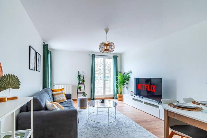 Gîte pour 4 personnes, avec balcon à Élancourt - 2