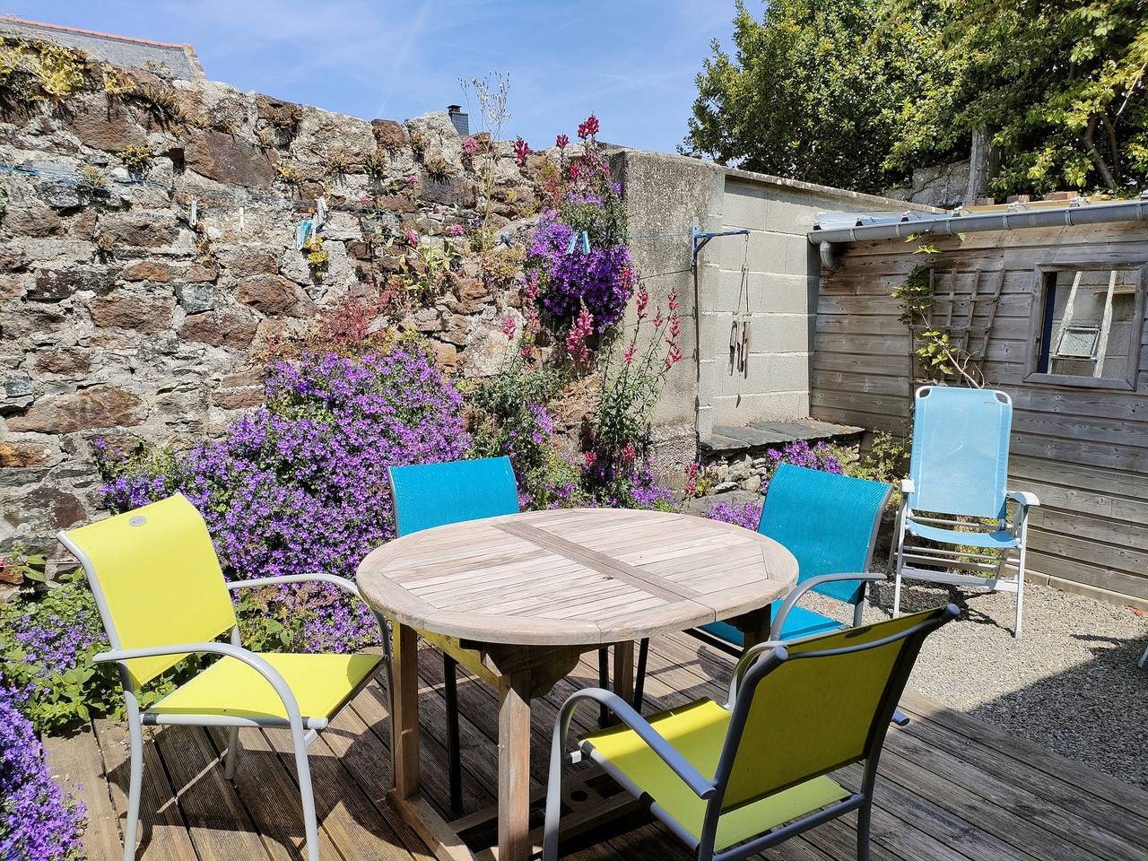 Encantadora Casa en Le Vivier-sur-Mer con Terraza Privada in Le Vivier-sur-Mer, Bahía del Monte Saint-Michel