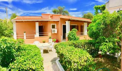 Gîte pour 3 personnes, avec piscine ainsi que balcon et jardin dans Kavos