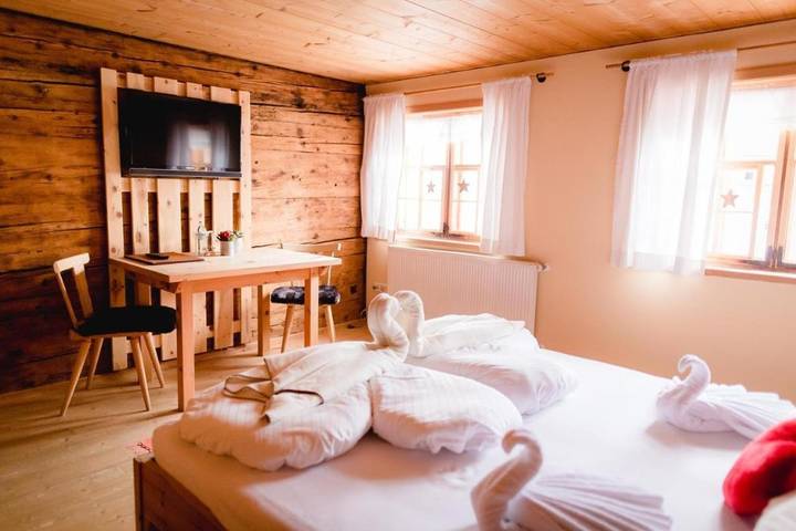 Maison d’hôte pour 2 personnes, avec sauna ainsi que vue et jardin, adapté aux familles à Mellau - 2