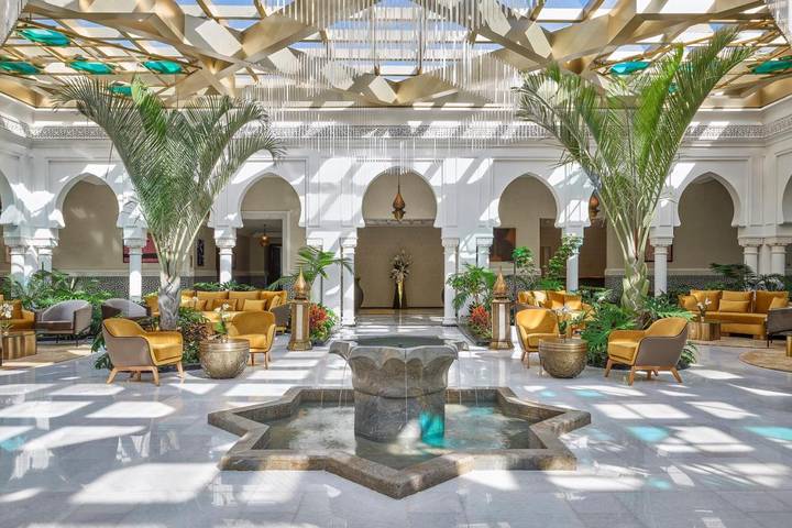 Hôtel pour 4 personnes, avec jacuzzi et sauna ainsi que piscine et jardin, adapté aux familles à Rabat