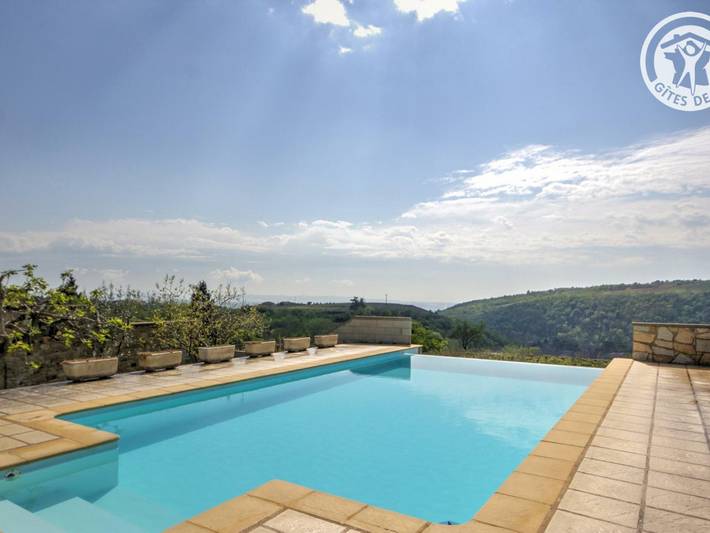Gîte pour 2 personnes, avec piscine dans Parc Naturel Régional du Pilat - 4