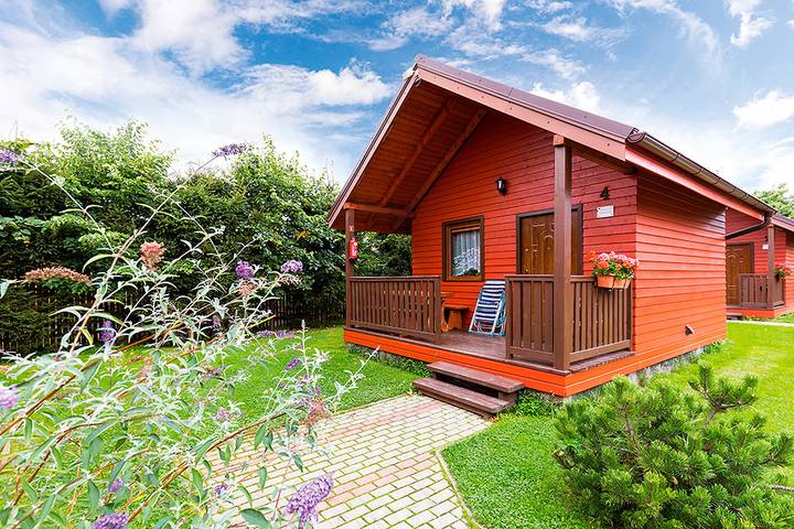 Chalet für 4 Personen, mit Terrasse und Garten in Polen