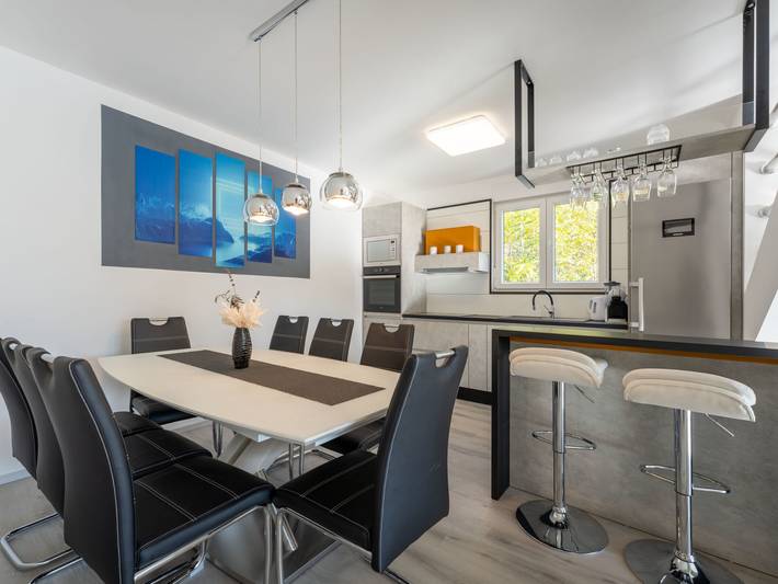 Ferienhaus für 6 Personen, mit Pool und Balkon sowie Garten in Privlaka - 4