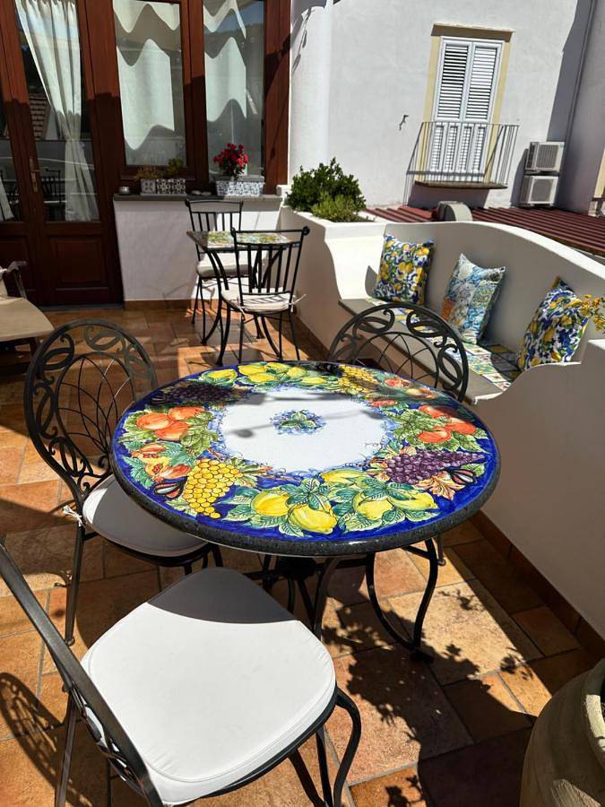 Chambre d’hôte pour 2 personnes, avec Balcon et Terrasse à Lipari - 2