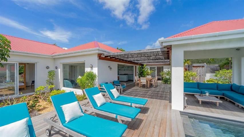 Location de vacances pour 4 personnes, avec jardin ainsi que piscine et terrasse à Saint-Jean - 4