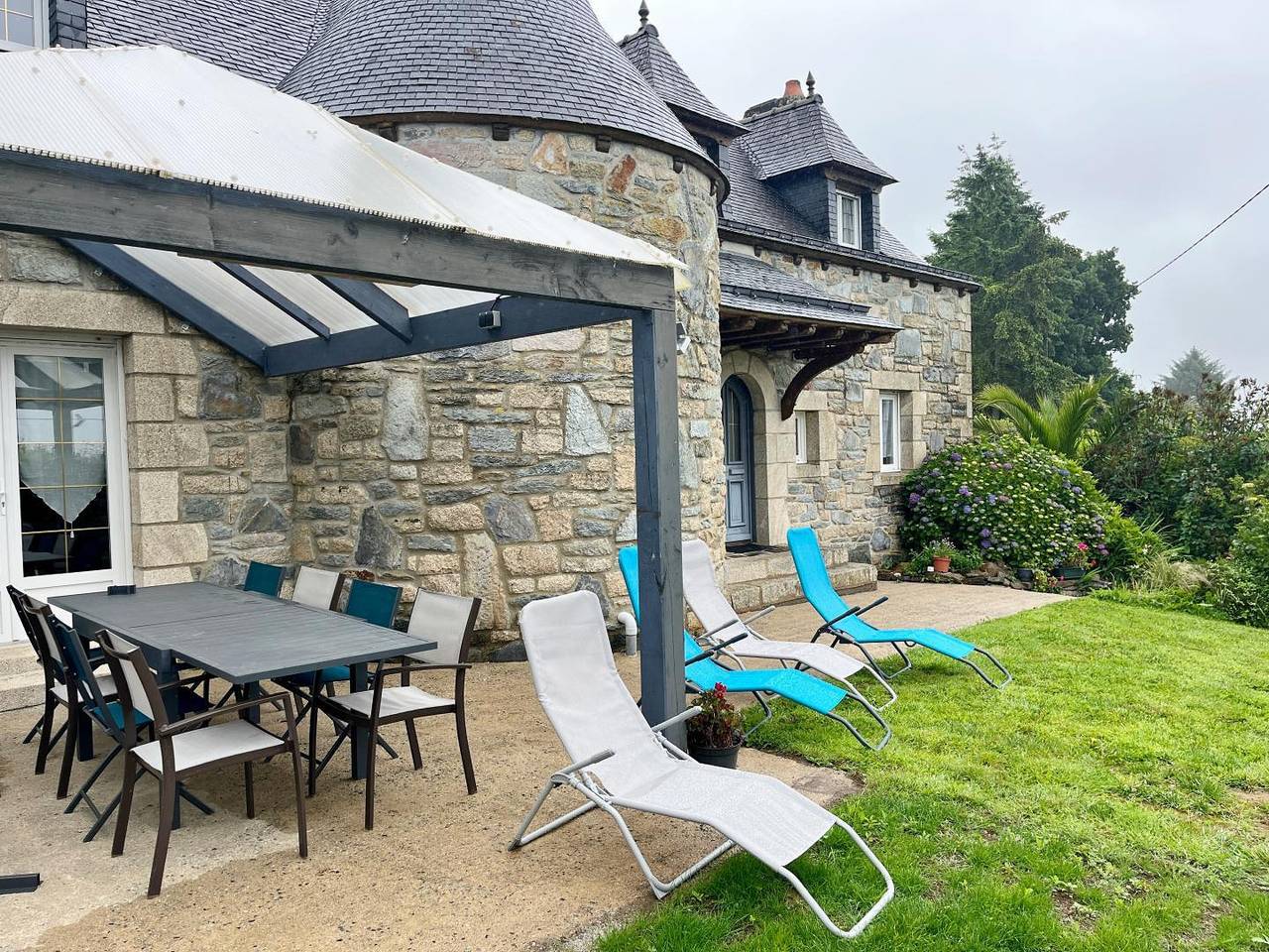 Gîte für 8 Personen mit Garten in Cléguérec, Pontivy und Umgebung