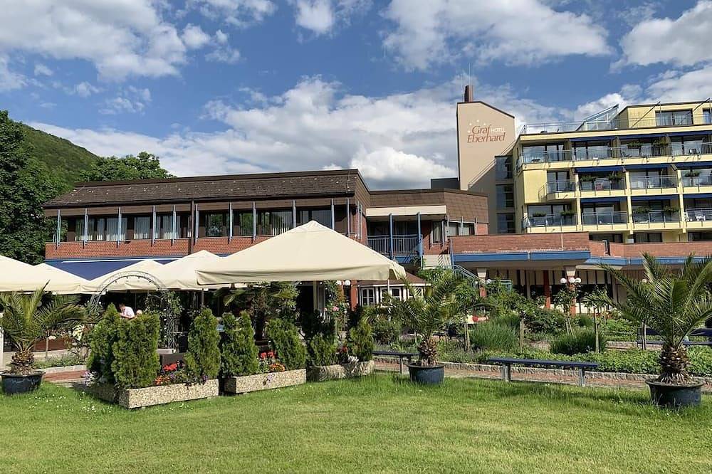 Ganze Wohnung, Private Suite im Gebäude des Graf Eberhard Hotels in Bad Urach, Albsteig Etappe 9