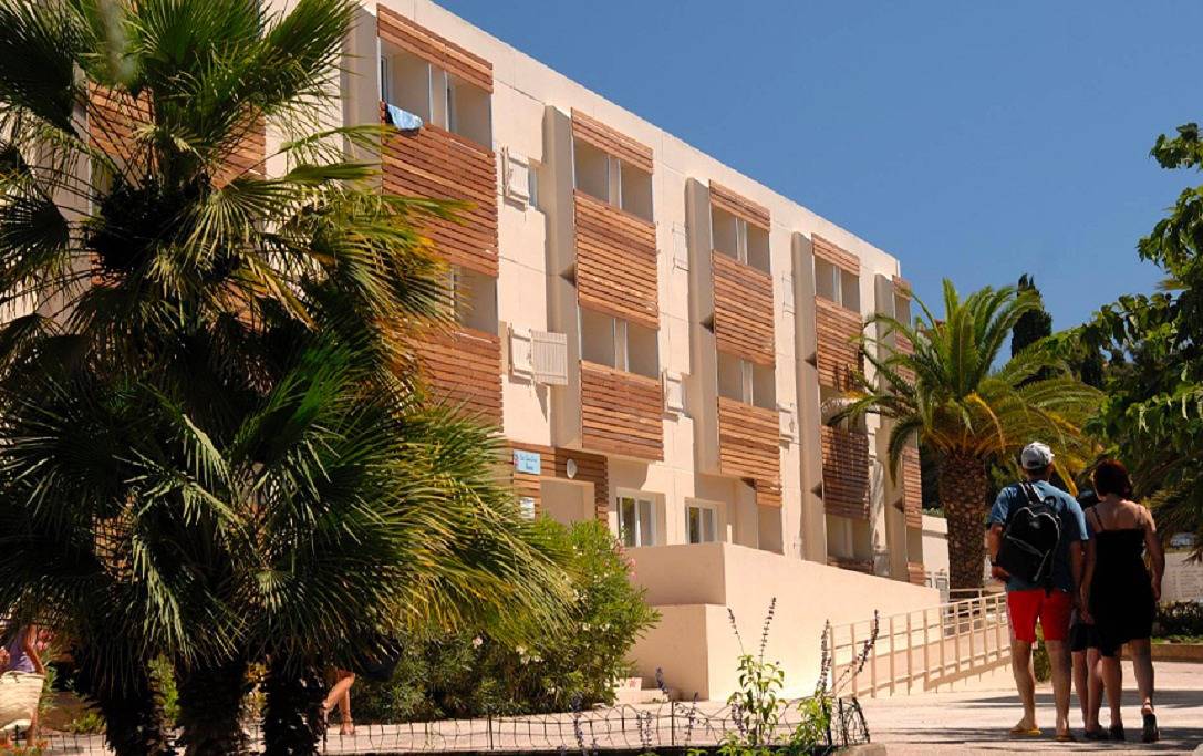 Appartement De Vacances pour 4 Personnes dans La Londe-les-Maures, Parc national de Port-Cros