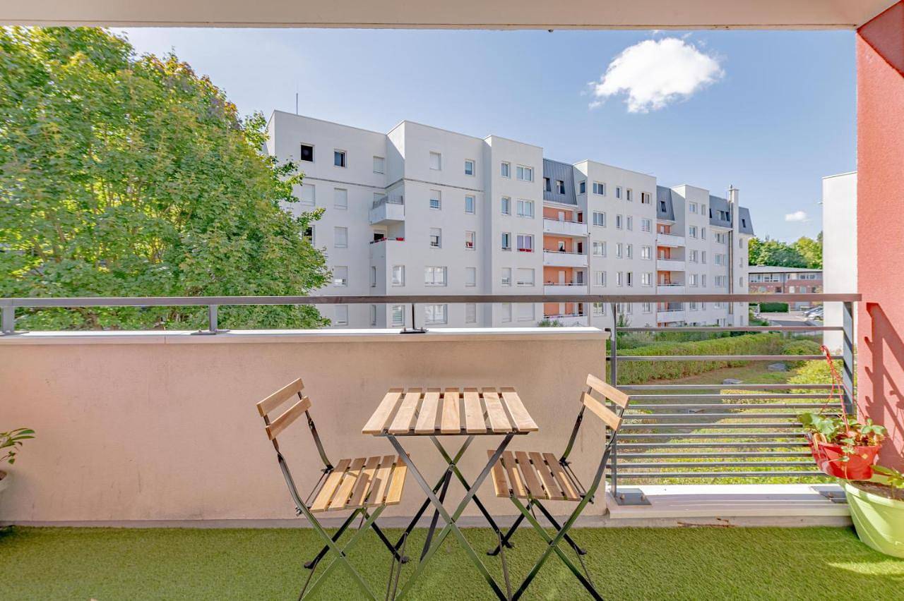 Appartement entier, Three-Bedroom Apartment in Orly (Île de France), Val-de-Marne