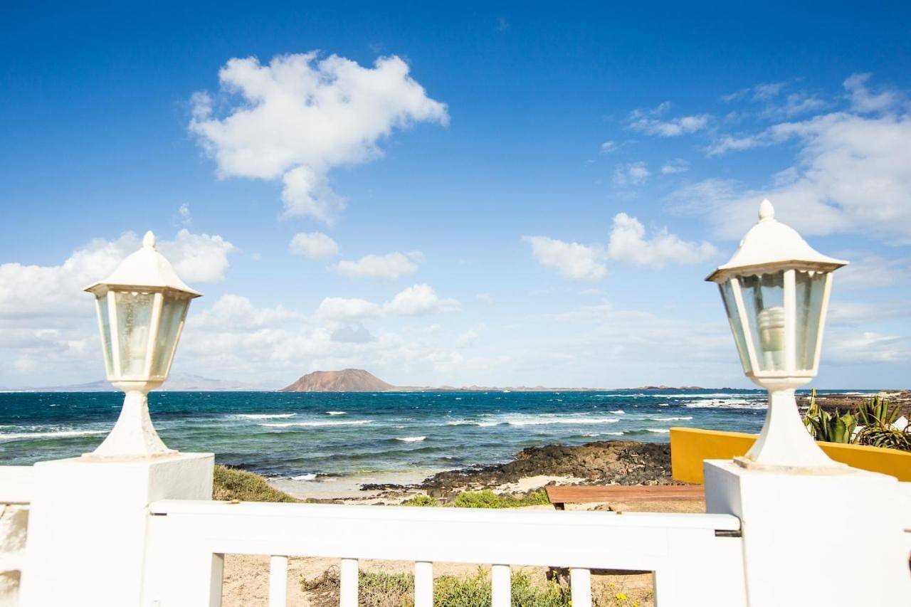 Villa with Sea View in Corralejo, La Oliva