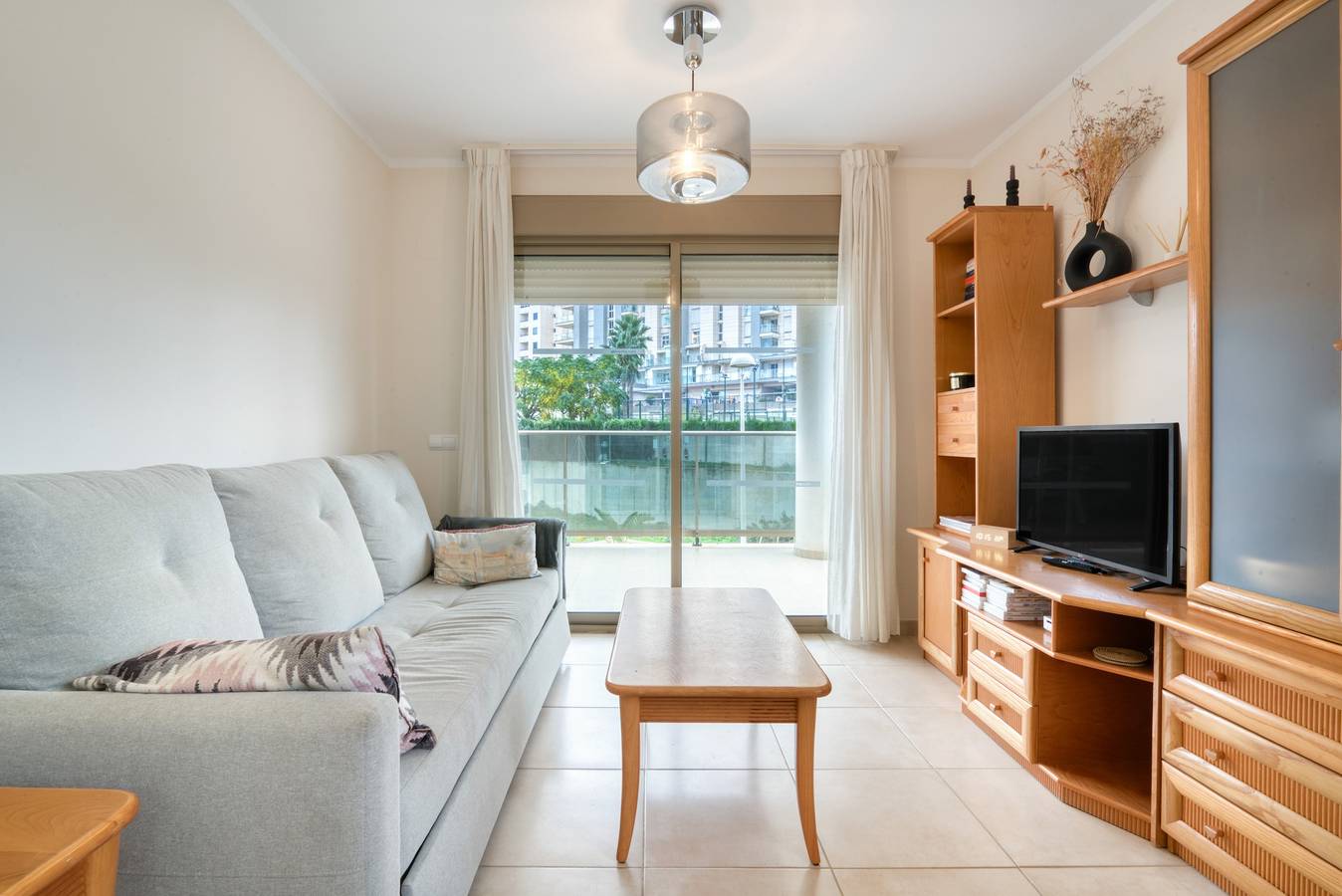 Entire apartment, Apartment 'Larimar' with Mountain View, Wi-Fi and Air Conditioning in Playa la Fossa, Calpe