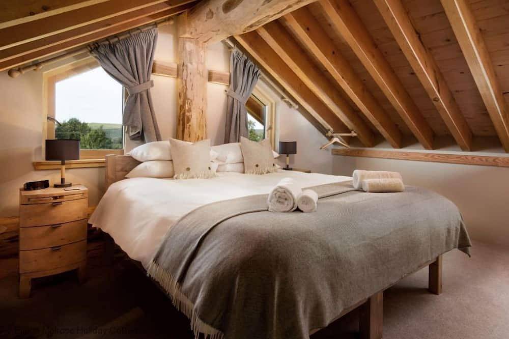 Eildon Melrose Holiday Cottages & Log Cabins - Luxury Log Cabin with Hot Tub in Melrose, Scottish Borders