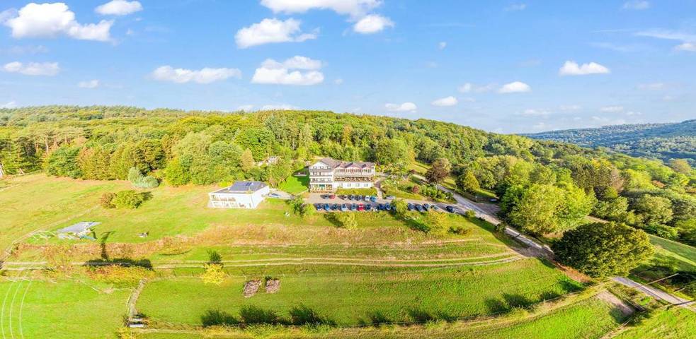 Hotel für 2 Personen, mit Terrasse und Garten sowie Pool und Sauna