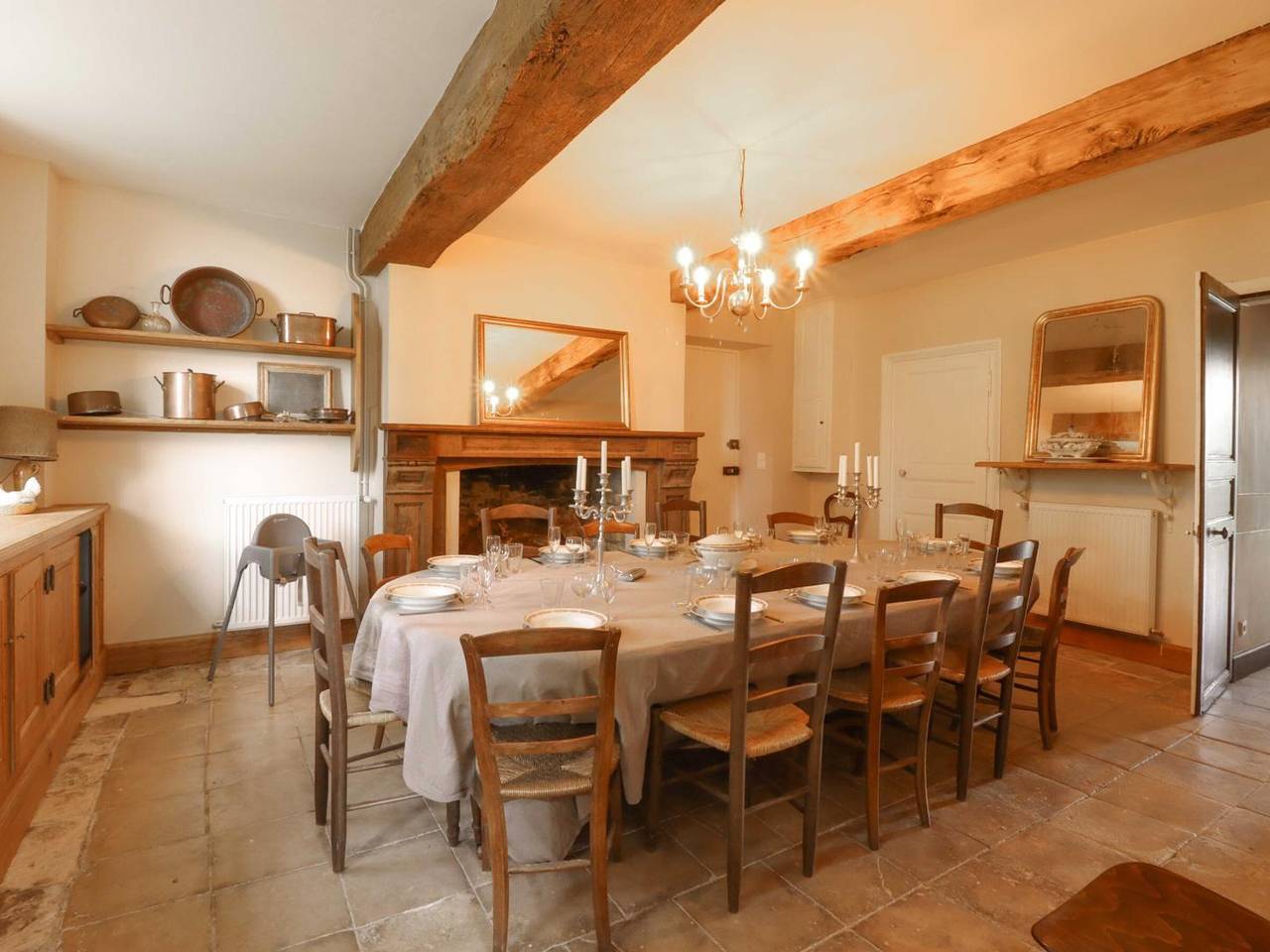 Manoir authentique proche Paris - 15 pers. in Saint-Germain-de-Clairefeuille, Région d'Argentan