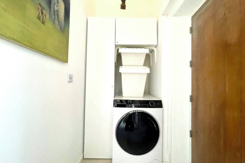 Appartement entier, Fonctionnel, bien pensé · Studio #4 — Casa Londono in Marly-le-Roi, Yvelines