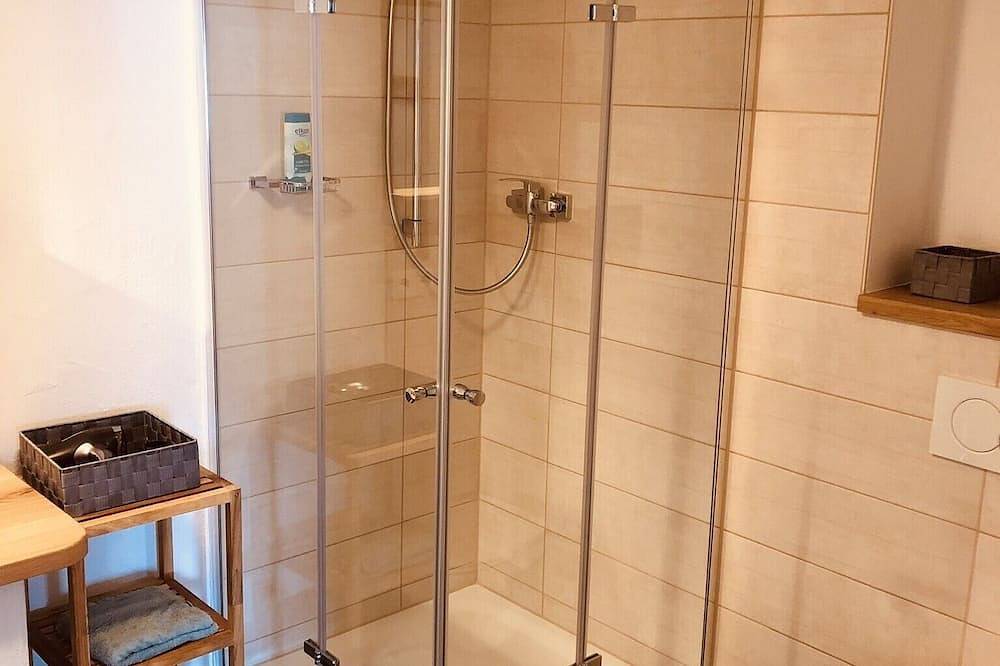 Ganze Wohnung, Maisonette an der Traun, 50 qm, 1 separates Schlafzimmer in Traunreut, Landkreis Traunstein