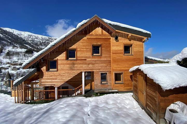 Holiday apartment for 10 people, with balcony - 1