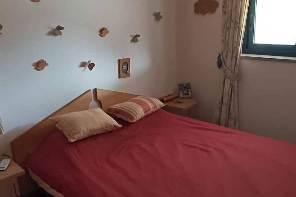 Splendida villa immersa in un uliveto millenario a 5 minuti dal mare in Conversano, Provincia di Bari