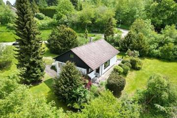 Ferienhaus für 4 Personen, mit Terrasse und Garten in Dittishausen