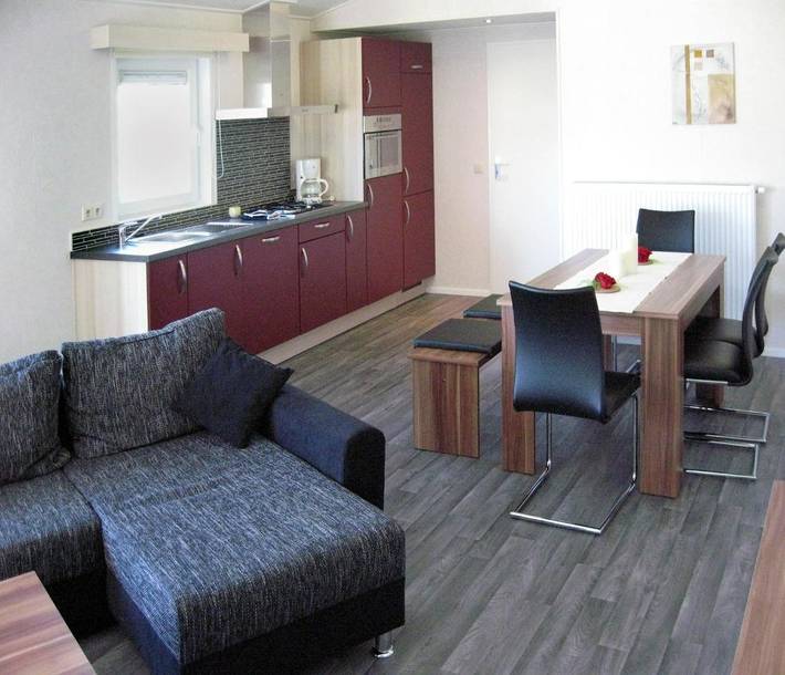 Hotel für 2 Personen, mit Seeblick und Terrasse in Schweich an der Römischen Weinstraße - 3