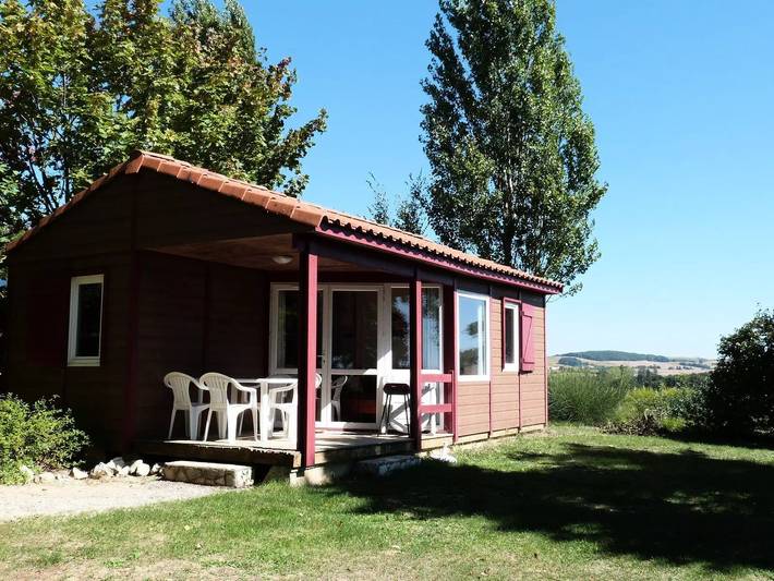 Chalet pour 2 personnes, avec terrasse ainsi que vue et piscine dans le Gers - 3