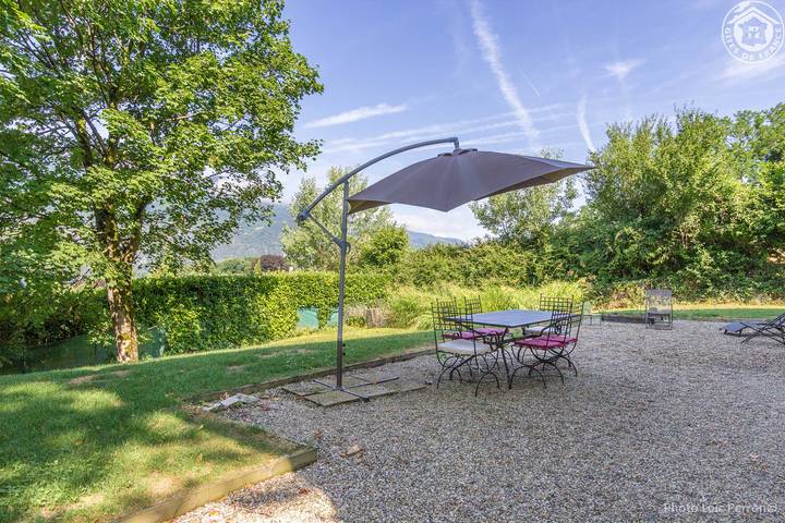 Gîte pour 5 personnes, avec terrasse à Brison-Saint-Innocent - 4