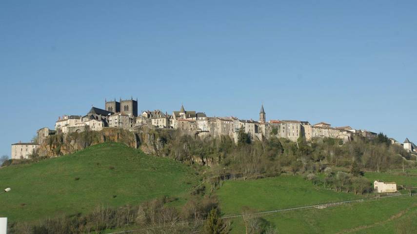Hôtel pour 2 personnes, avec jardin et terrasse à Saint-Flour - 4
