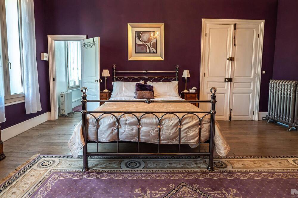 Villa Celine, un Bed & Breakfast avec quatre chambres, jardin et piscine in Saint-Laurent-de-la-Cabrerisse, Région de Narbonne