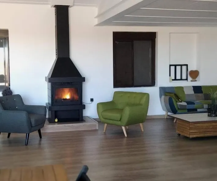 Ferienhaus für 11 Personen, mit Garten und Ausblick sowie Pool, mit Haustier - 1