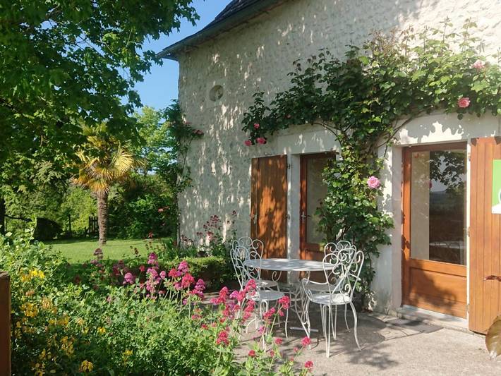 Gîte pour 6 personnes, avec jardin et terrasse, animaux acceptés à Salles-Lavalette - 2