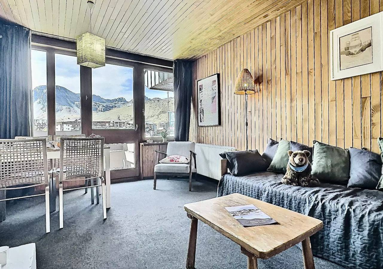 Geheel appartement, Appartement 2 kamers 4 personen dicht bij de pistes en winkels in de wijk Lavachet. Gelegen op de 4e verdieping van een in Tignes, Massif de la Vanoise