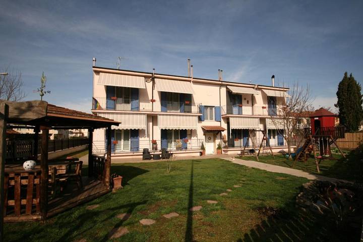 Ferienwohnung für 4 Personen, mit Garten und Kinderpool sowie Pool, mit Haustier in Castagneto Carducci - 2