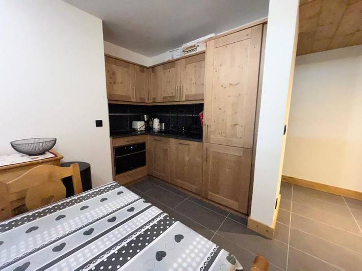 Gîte pour 8 personnes, avec terrasse, animaux acceptés dans Office De Tourisme De Val Cenis Lanslebourg - 3