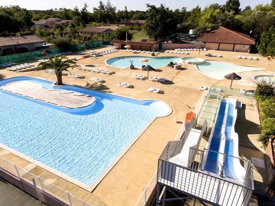 Camping pour 6 Personnes dans Aureilhan, Côte d’Argent