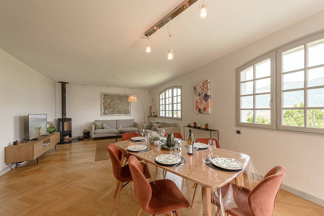 Villa für 9 Personen mit Terrasse in Sévrier, Parc naturel régional du Massif des Bauges