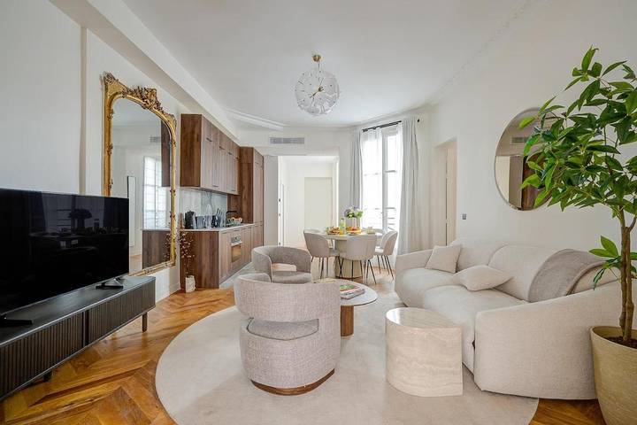 Gîte pour 6 personnes, avec vue dans L'Olympia (Paris) - 4