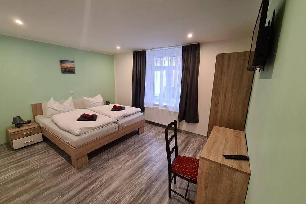 Doppelzimmer, Dusche, Wc, Komfort, Aufb. mgl. - Pension in Plauen, Chemnitz und Umgebung