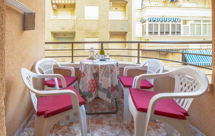 Ferienwohnung für 6 Personen, mit Terrasse in Torrevieja - 2