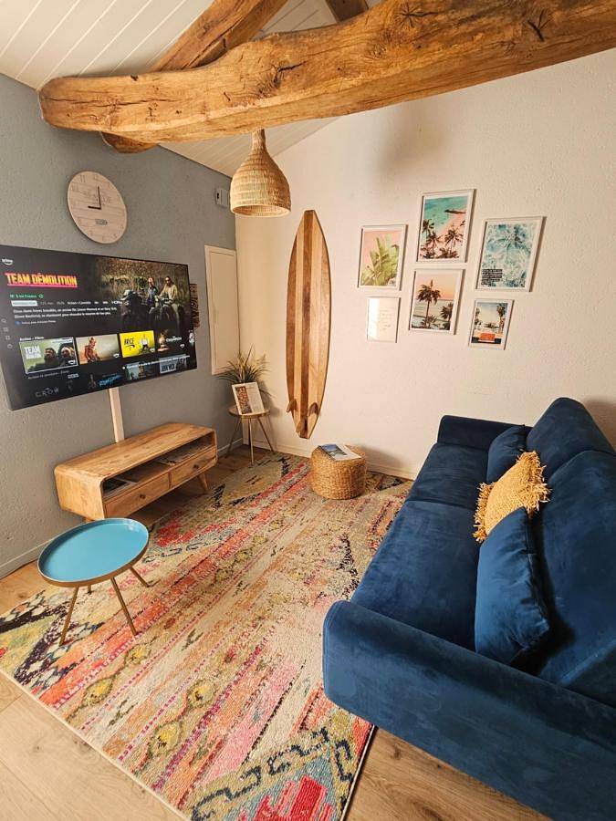 Appartement de vacances pour 3 personnes, avec vue ainsi que piscine et jardin