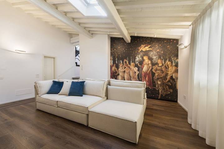 Ganze Wohnung, Ferienwohnung für 9 Personen mit Balkon/Terrasse in Florence city center, Florenz