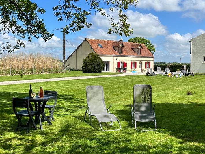 Location de vacances pour 8 personnes, avec Terrasse ainsi que Jardin et Vue à Happonvilliers