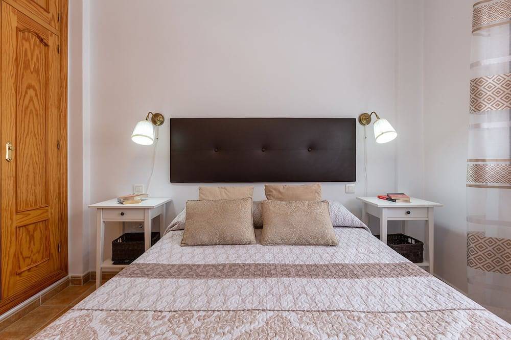 Tolox 2 - Wonderful apartment with free Wifi. in Tolox, Sierra de las Nieves