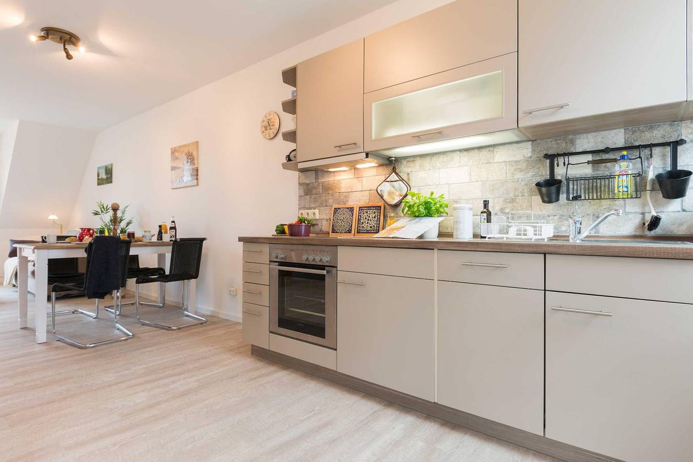 Ganze Wohnung, Seestraße 26 D We 05 mit Balkon in strandnähe in Börgerende in Börgerende, Börgerende-Rethwisch