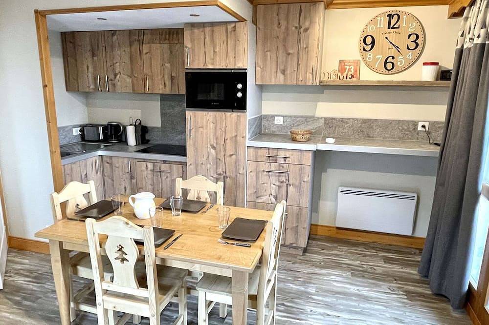 Apartamento entero, La Valériane 17 - Beautiful 2-room apartment with a large corner balcony in Valmorel, Les Avanchers-Valmorel