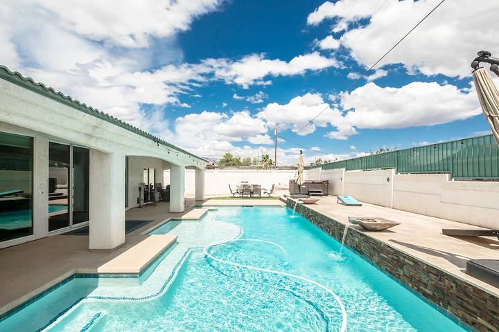 Vacation rental for 8 people, with terrace in Lake Havasu City