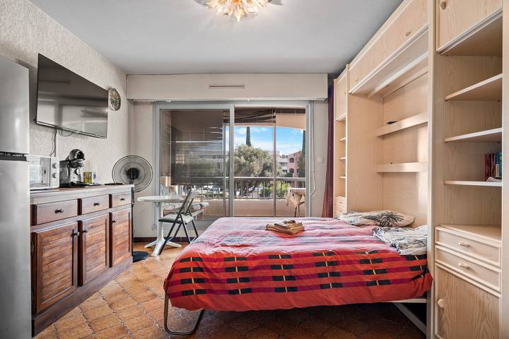 Studio pour 4 personnes, avec balcon