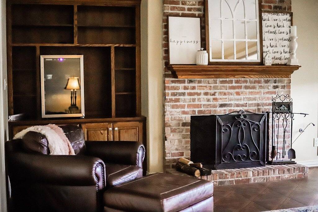 Spacious Lake House with Sam Rayburn Water Frontage in Sam Rayburn Reservoir