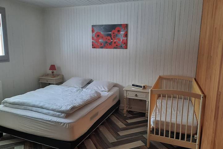 Gîte pour 6 personnes, avec jardin et balcon, animaux acceptés dans Lac de Narlay - 3